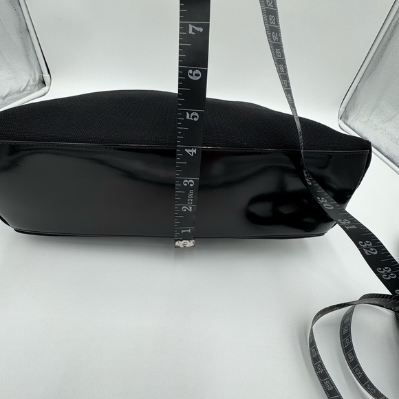 Authentic Gucci Metal Handle Canvas & Leather Shoulder Bag Black - Picture 14 of 16